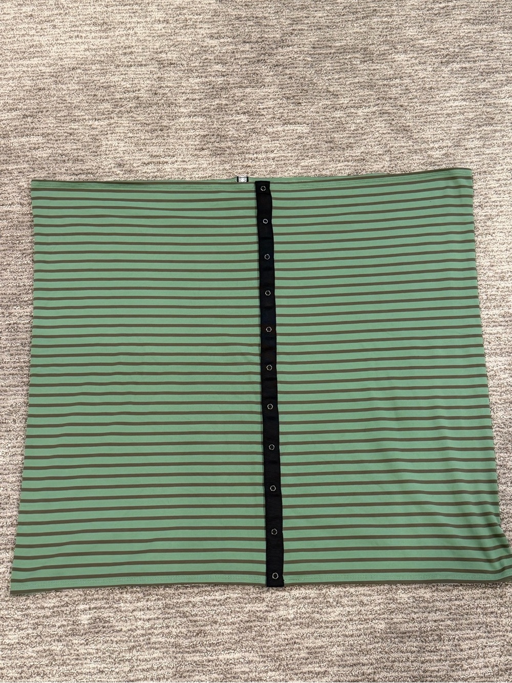 Lululemon Vinyasa Scarf Wrap Green Striped Nylon Lycra Snap Button O/S